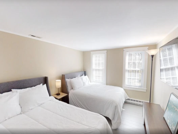 Spacious 9-Bedroom Family Home Near Red river Beach - Perfect for Your Vacation